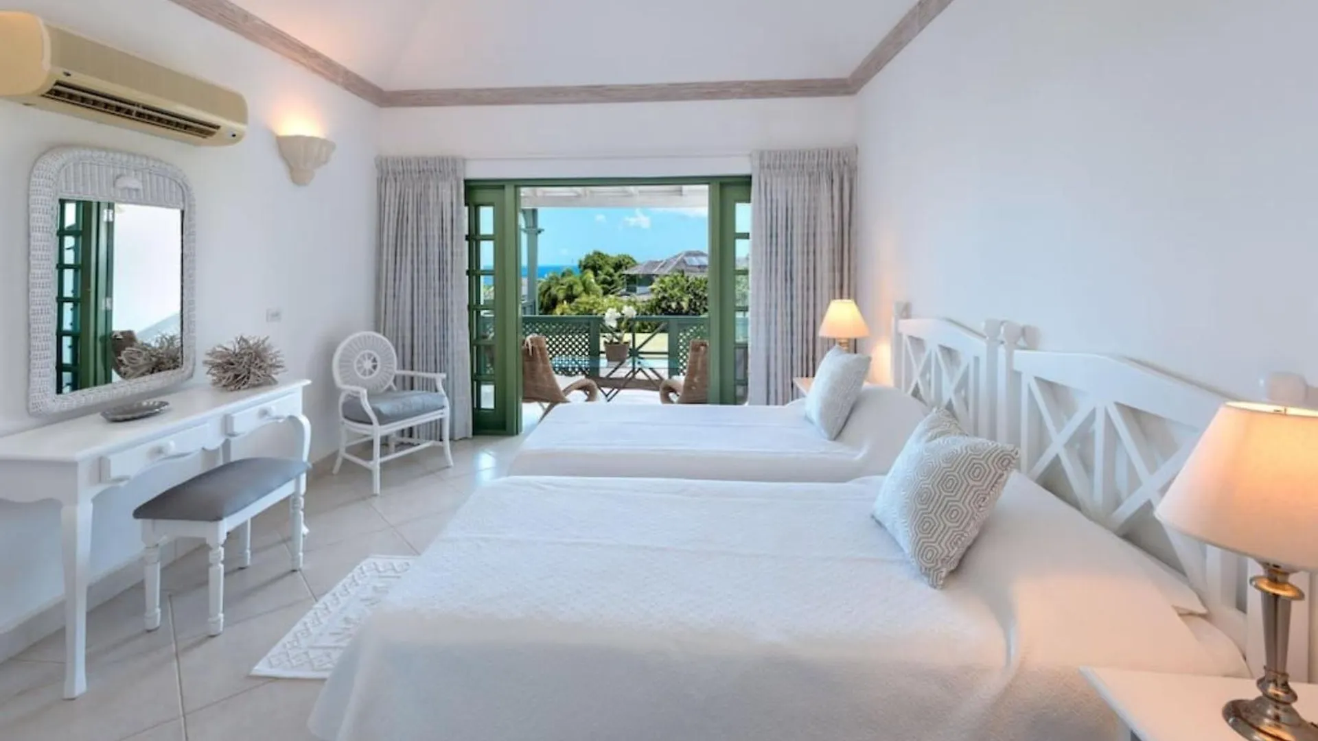 Willa Sugar Hill - Frangipani By Blue Sky Luxury Saint James Barbados